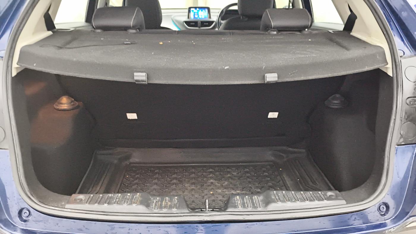 2023 Tata ALTROZ XZ PLUS PETROL, Petrol, Manual, 49,816 km, Boot Inside