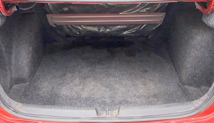 2019 Volkswagen Vento HIGHLINE DIESEL 1.5, Diesel, Manual, 1,17,683 km, Boot Inside