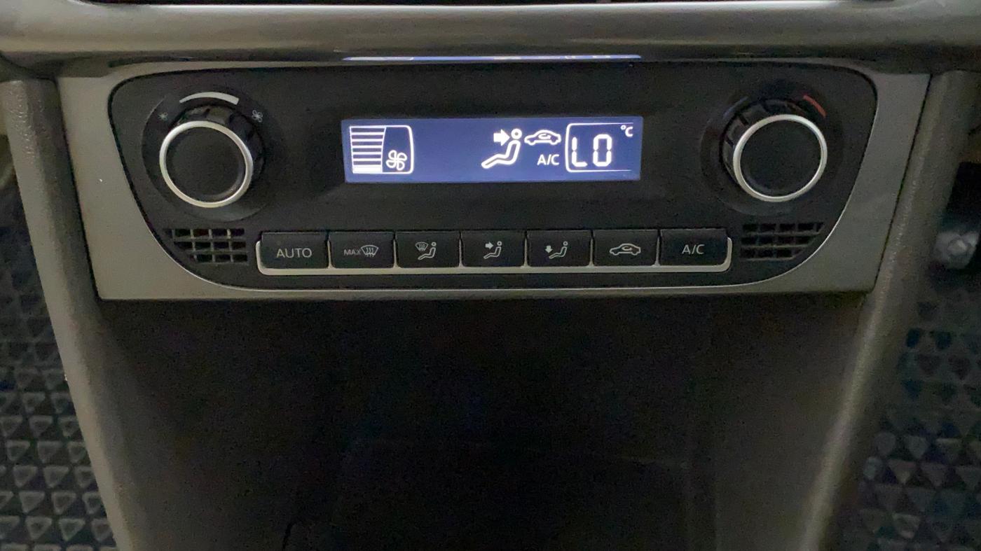2019 Volkswagen Vento HIGHLINE DIESEL 1.5, Diesel, Manual, 1,17,683 km, Automatic Climate Control