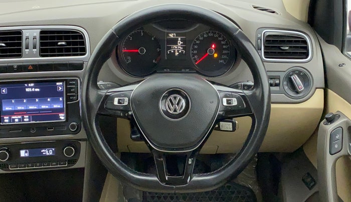 2019 Volkswagen Vento HIGHLINE DIESEL 1.5, Diesel, Manual, 1,17,683 km, Steering Wheel Close Up