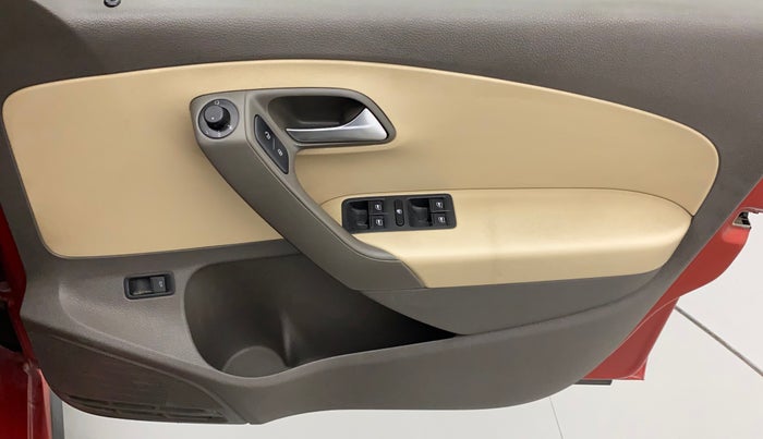 2019 Volkswagen Vento HIGHLINE DIESEL 1.5, Diesel, Manual, 1,17,683 km, Driver Side Door Panels Control