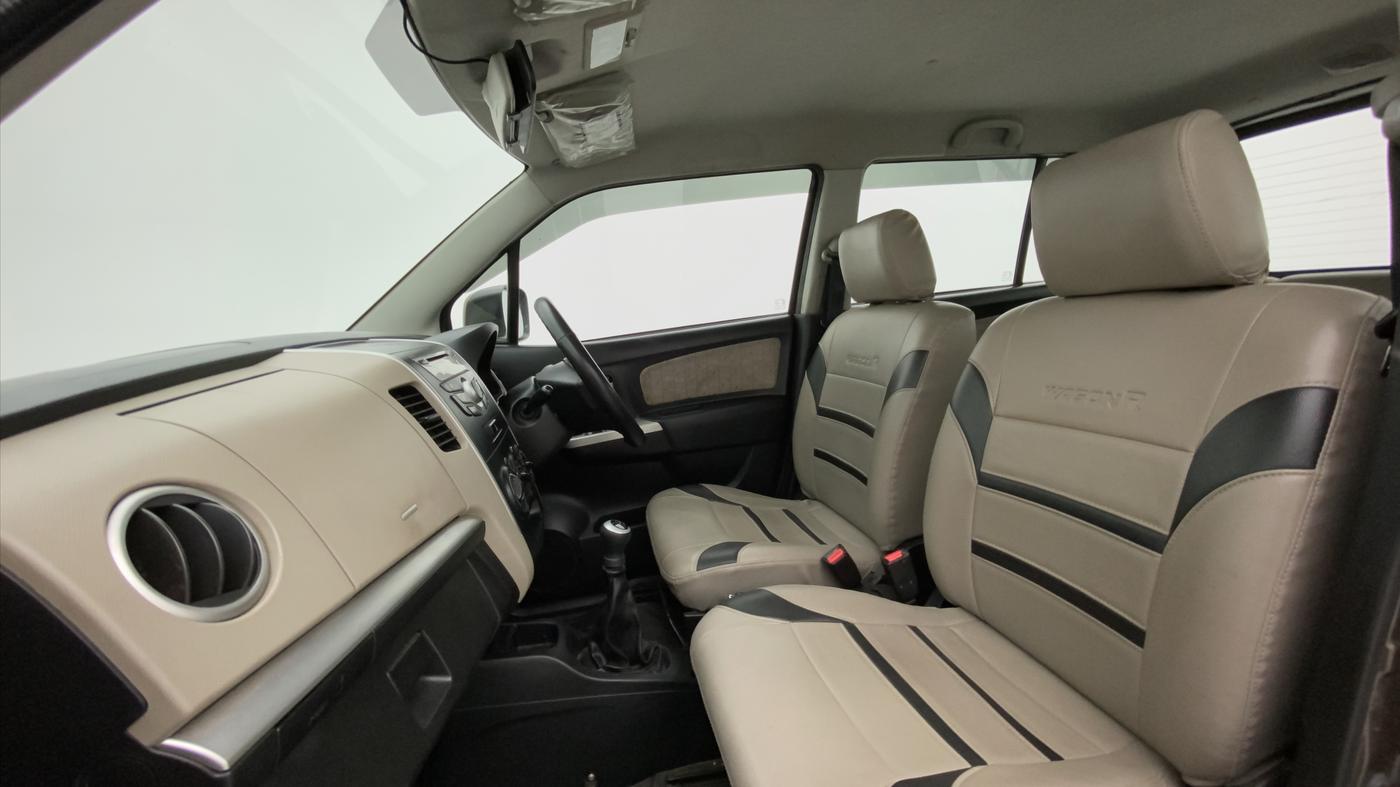 2016 Maruti Wagon R 1.0 VXI, CNG, Manual, 96,298 km, Right Side Front Door Cabin