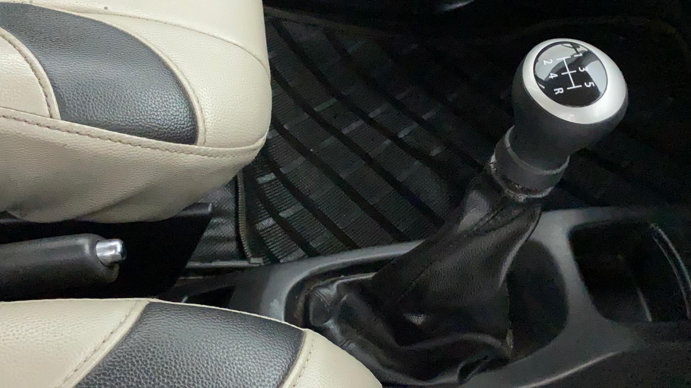 2016 Maruti Wagon R 1.0 VXI, CNG, Manual, 96,298 km, Gear Lever