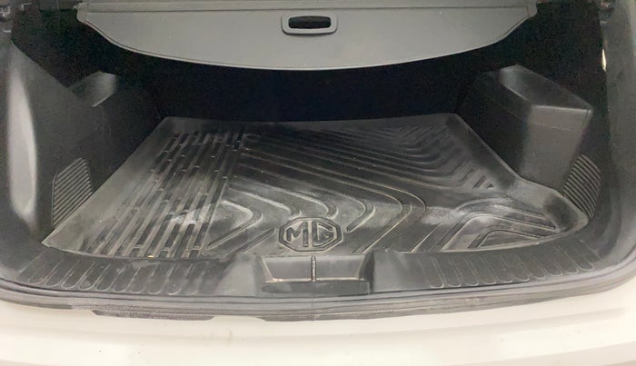 2019 MG HECTOR SHARP 1.5 DCT PETROL, Petrol, Automatic, 80,285 km, Boot Inside