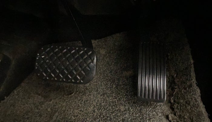 2019 MG HECTOR SHARP 1.5 DCT PETROL, Petrol, Automatic, 80,285 km, Pedals