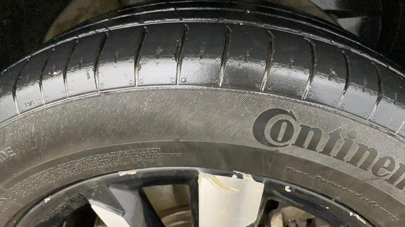 2019 MG HECTOR SHARP 1.5 DCT PETROL, Petrol, Automatic, 80,285 km, Right Front Tyre Tread