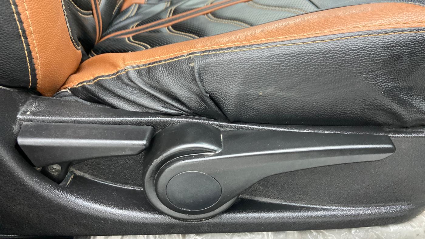 2019 Tata TIGOR XZ 1.2 REVOTRON, Petrol, Manual, 35,990 km, Driver Side Adjustment Panel