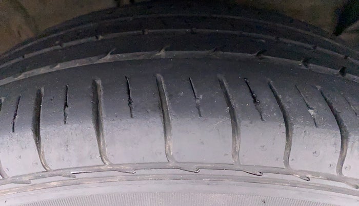 2019 KIA SELTOS GTX + AT PETROL, Petrol, Automatic, 45,890 km, Right Front Tyre Tread