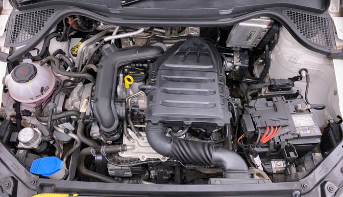 2021 Volkswagen Polo Highline 1.0 AT Petrol, Petrol, Automatic, 8,022 km, Open Bonet