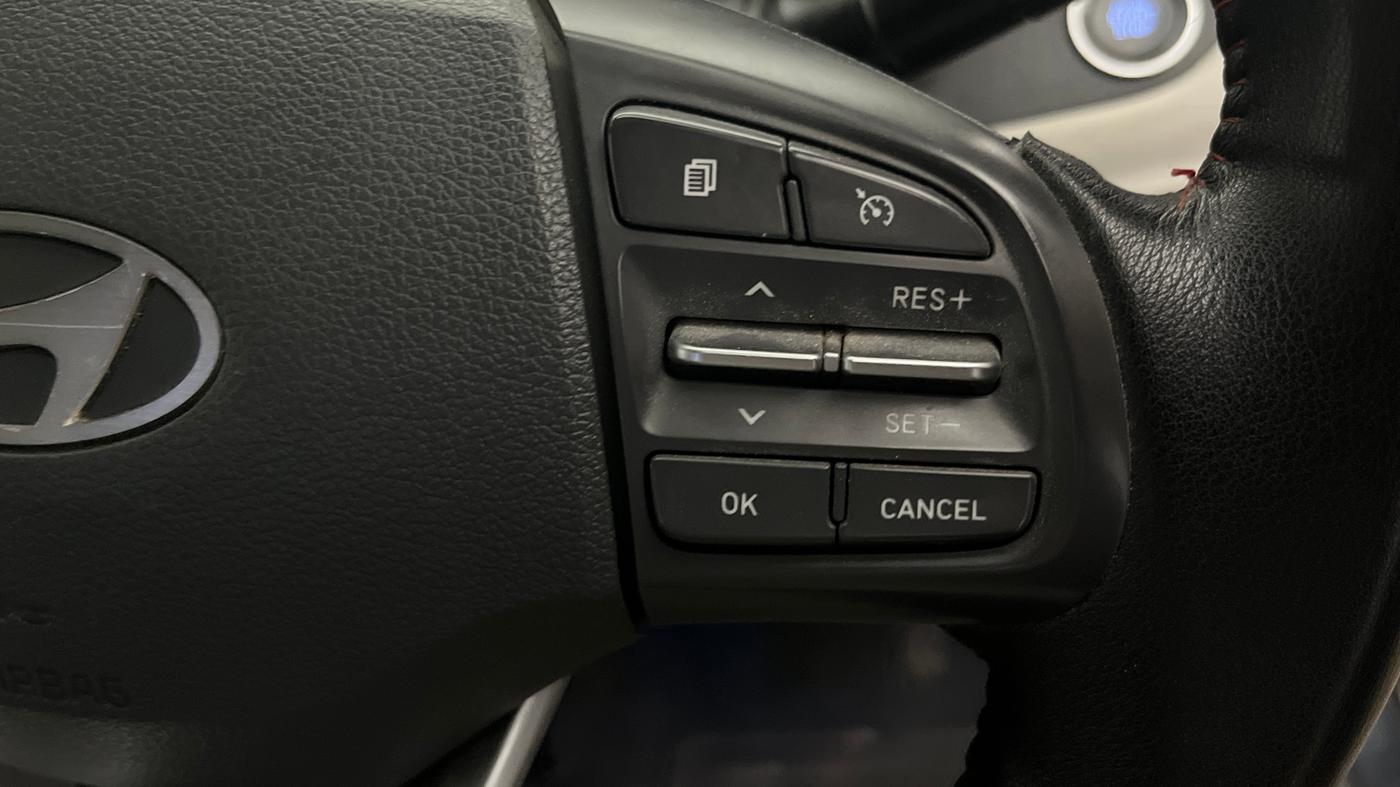 2023 Hyundai AURA SX 1.2, Petrol, Manual, 23,860 km, Adaptive Cruise Control