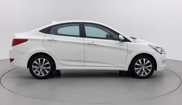 2017 Hyundai Verna 1.6 VTVT SX, Petrol, Manual, 37,437 km, Right Side View