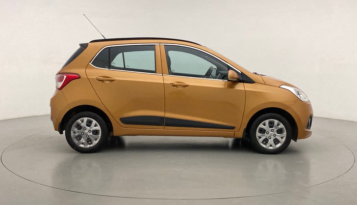 2016 Hyundai Grand i10 SPORTZ 1.2 KAPPA VTVT, Petrol, Manual, 97,837 km, Right Side View