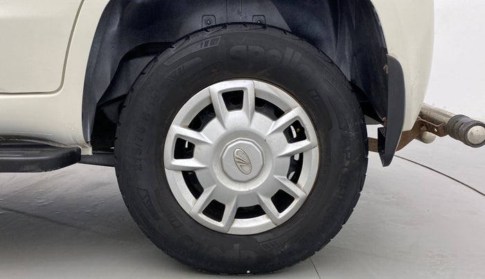 2017 Mahindra TUV300 T6, Diesel, Manual, 26,763 km, Left Rear Wheel