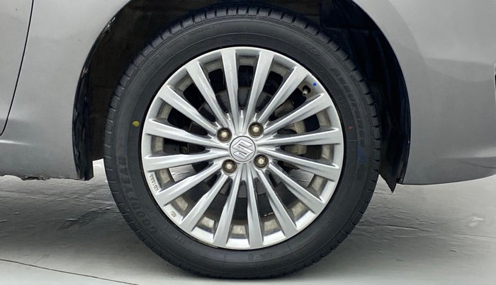 2017 Maruti Ciaz ALPHA 1.4 VVT, Petrol, Manual, 37,940 km, Right Front Wheel