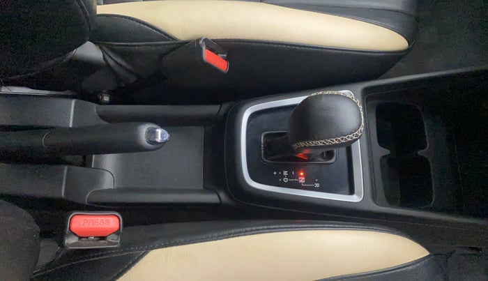 2018 Maruti Swift VXI AMT, Petrol, Automatic, 38,503 km, Gear Lever
