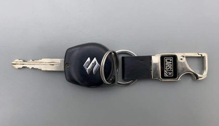 2014 Maruti Swift VXI D, Petrol, Manual, Key Close Up