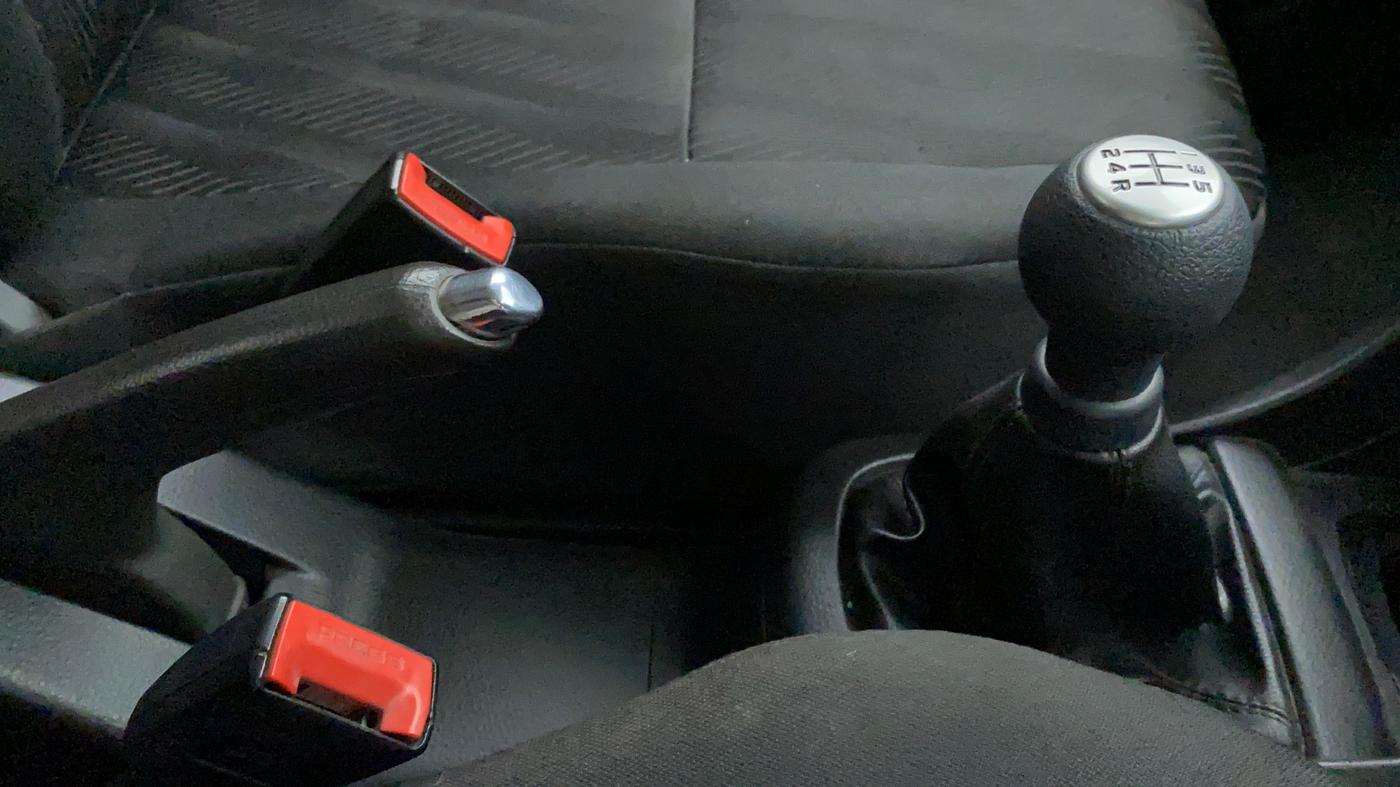 2014 Maruti Swift VXI D, Petrol, Manual, Gear Lever