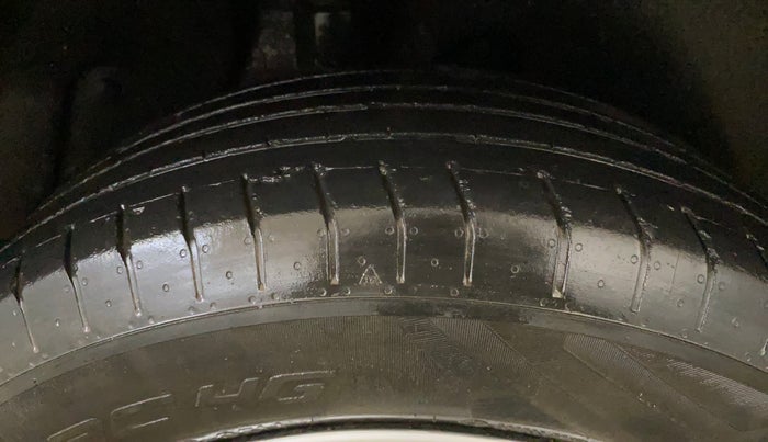 2021 Hyundai Creta EX 1.5 DIESEL, Diesel, Manual, 50,208 km, Right Rear Tyre Tread