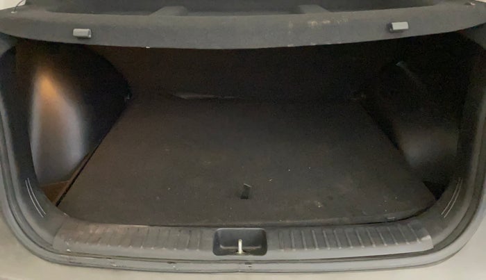 2021 Hyundai Creta EX 1.5 DIESEL, Diesel, Manual, 50,208 km, Boot Inside