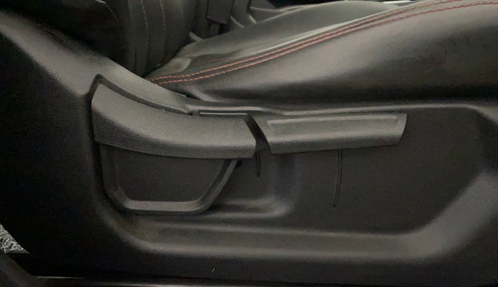 2021 Hyundai Creta EX 1.5 DIESEL, Diesel, Manual, 50,208 km, Driver Side Adjustment Panel