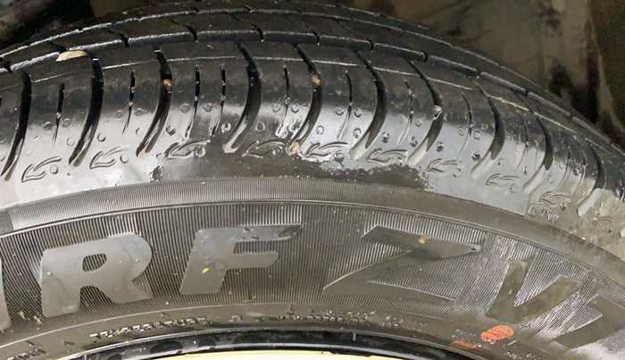 2019 Maruti S PRESSO VXI PLUS AMT, Petrol, Automatic, 48,094 km, Right Front Tyre Tread