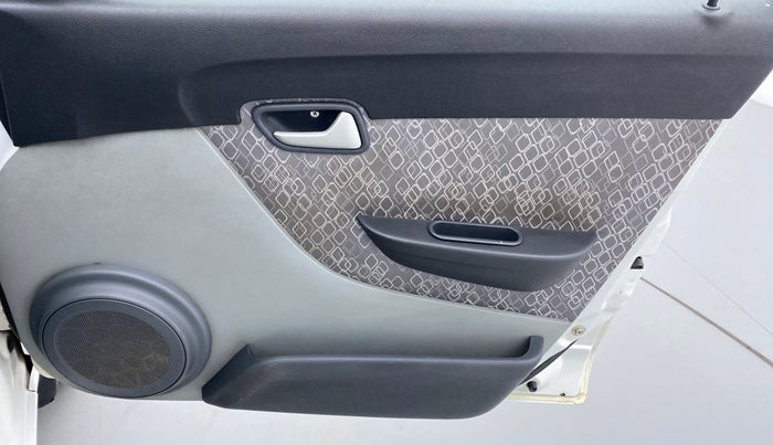 2016 Maruti Alto 800 LXI, Petrol, Manual, 33,959 km, Driver Side Door Panels Control