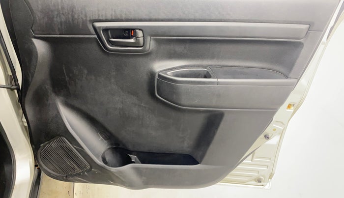 2021 Maruti S PRESSO VXI+, Petrol, Manual, 29,655 km, Driver Side Door Panels Control