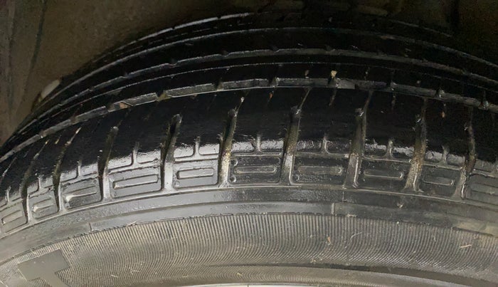 2017 Hyundai Creta SX PLUS 1.6 PETROL, Petrol, Manual, 70,805 km, Left Rear Tyre Tread