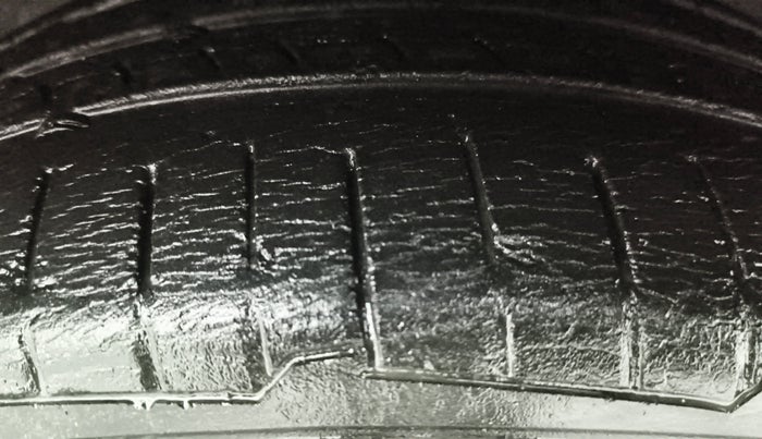 2014 Hyundai Grand i10 ASTA AT 1.2 KAPPA VTVT, Petrol, Automatic, 70,217 km, Left Front Tyre Tread