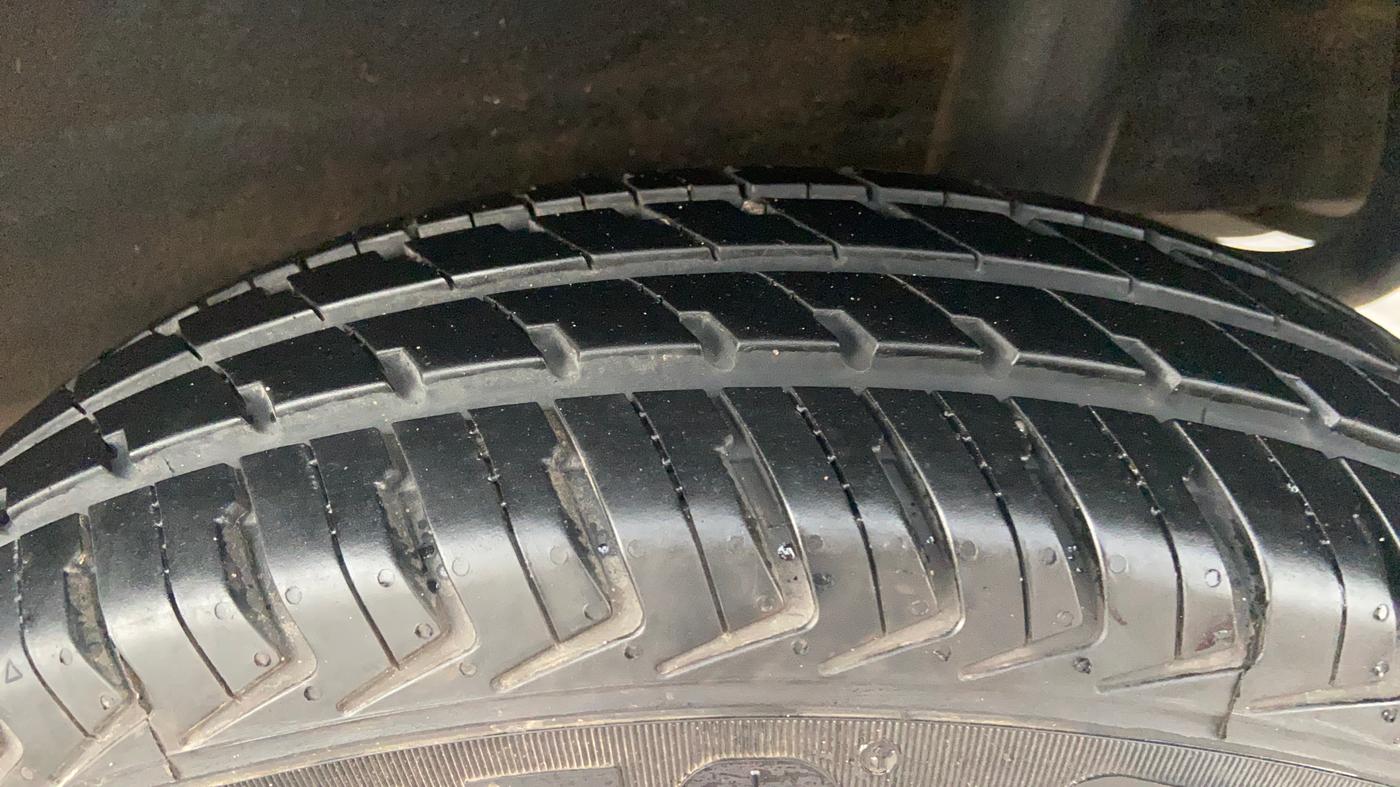 2024 Maruti Alto K10 Std (O), Petrol, Manual, 5,616 km, Left Rear Tyre Tread