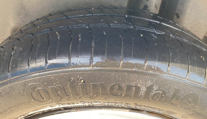 2018 Maruti Ciaz DELTA 1.4 AT PETROL, Petrol, Automatic, 92,774 km, Left Rear Tyre Tread