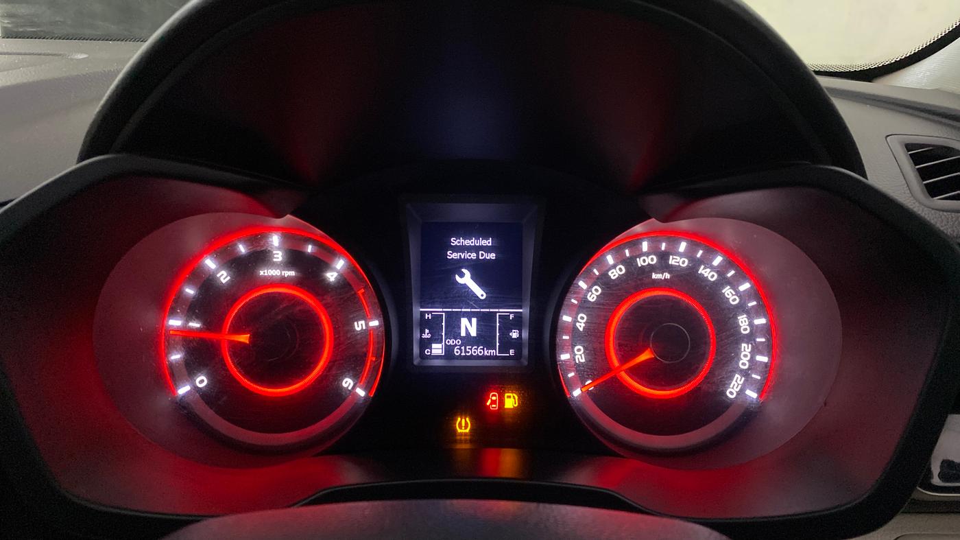 2021 Mahindra XUV300 W8 (O) 1.5 DIESEL AMT, Diesel, Automatic, 61,561 km, Odometer Image