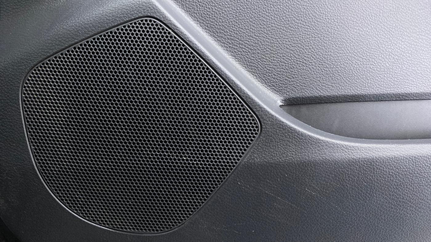 2015 Maruti Alto K10 VXI P, Petrol, Manual, 78,459 km, Speaker