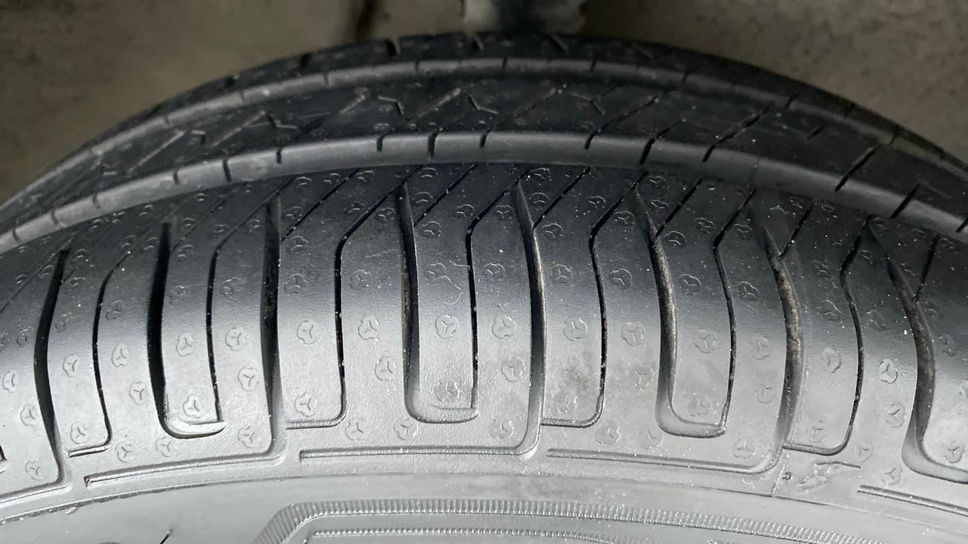 2015 Maruti Alto K10 VXI P, Petrol, Manual, 78,459 km, Right Front Tyre Tread