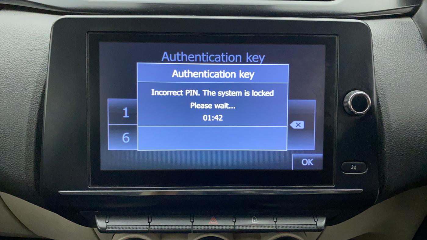 2019 Renault TRIBER RXT, Petrol, Manual, 1,02,395 km, Infotainment System