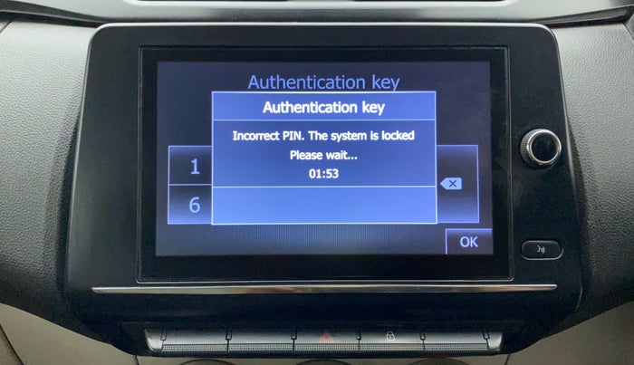 2019 Renault TRIBER RXT, Petrol, Manual, 1,02,395 km, Infotainment system - Music system not functional