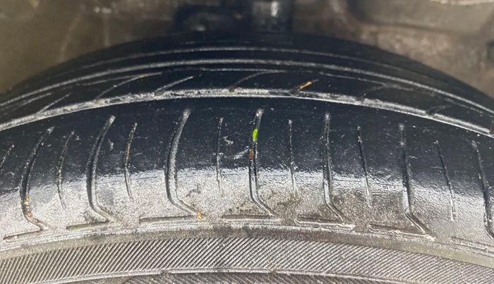 2021 Maruti Celerio VXI CNG, CNG, Manual, 64,292 km, Right Front Tyre Tread