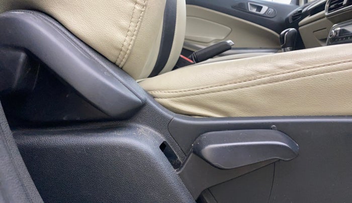 2020 Ford Ecosport TITANIUM 1.5L DIESEL, Diesel, Manual, 76,631 km, Driver Side Adjustment Panel