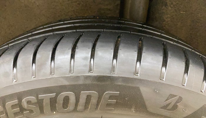 2020 Ford Ecosport TITANIUM 1.5L DIESEL, Diesel, Manual, 76,631 km, Left Rear Tyre Tread