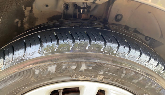 2018 Honda Amaze 1.2L I-VTEC V CVT, Petrol, Automatic, 29,453 km, Right Front Tyre Tread