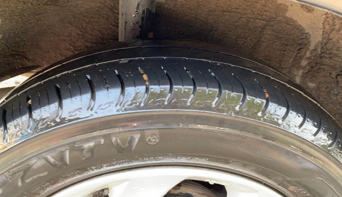 2018 Honda Amaze 1.2L I-VTEC V CVT, Petrol, Automatic, 29,453 km, Right Rear Tyre Tread