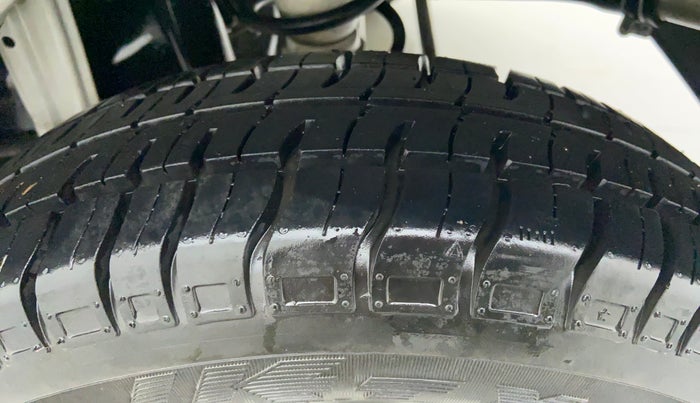 2018 Maruti Alto 800 LXI, Petrol, Manual, 6,909 km, Left Rear Tyre Tread