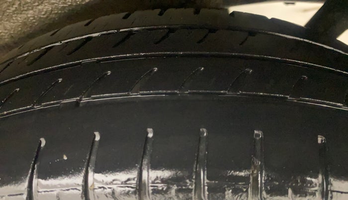 2018 Maruti Wagon R 1.0 VXI AMT, Petrol, Automatic, 19,206 km, Left Rear Tyre Tread