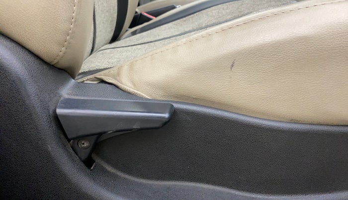 2017 Tata Tiago XTA PETROL, Petrol, Automatic, 1,03,193 km, Driver Side Adjustment Panel