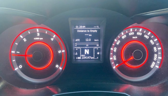 2020 Mahindra XUV300 W8 1.5 DIESEL, Diesel, Manual, 1,04,106 km, Odometer Image