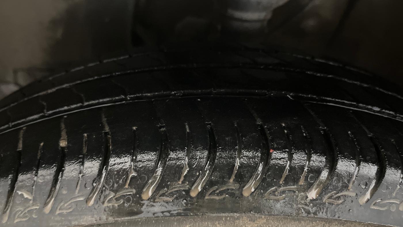 2022 Maruti New Wagon-R VXI CNG 1.0, CNG, Manual, 77,257 km, Left Front Tyre Tread