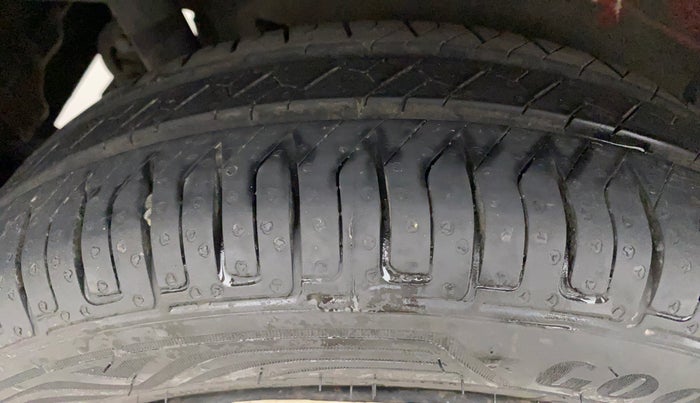 2016 Maruti Wagon R 1.0 VXI (O) AMT, Petrol, Automatic, 74,308 km, Right Rear Tyre Tread
