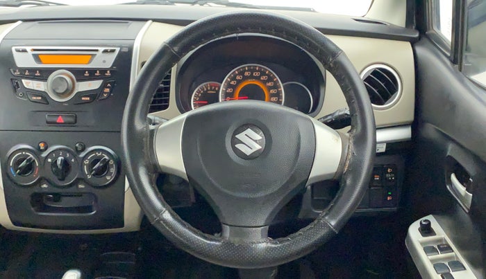 2016 Maruti Wagon R 1.0 VXI (O) AMT, Petrol, Automatic, 74,308 km, Steering Wheel Close Up