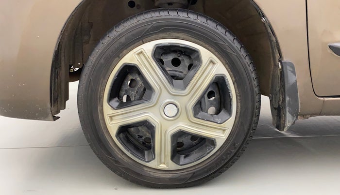 2015 Maruti Wagon R 1.0 VXI, Petrol, Manual, 57,232 km, Left Front Wheel