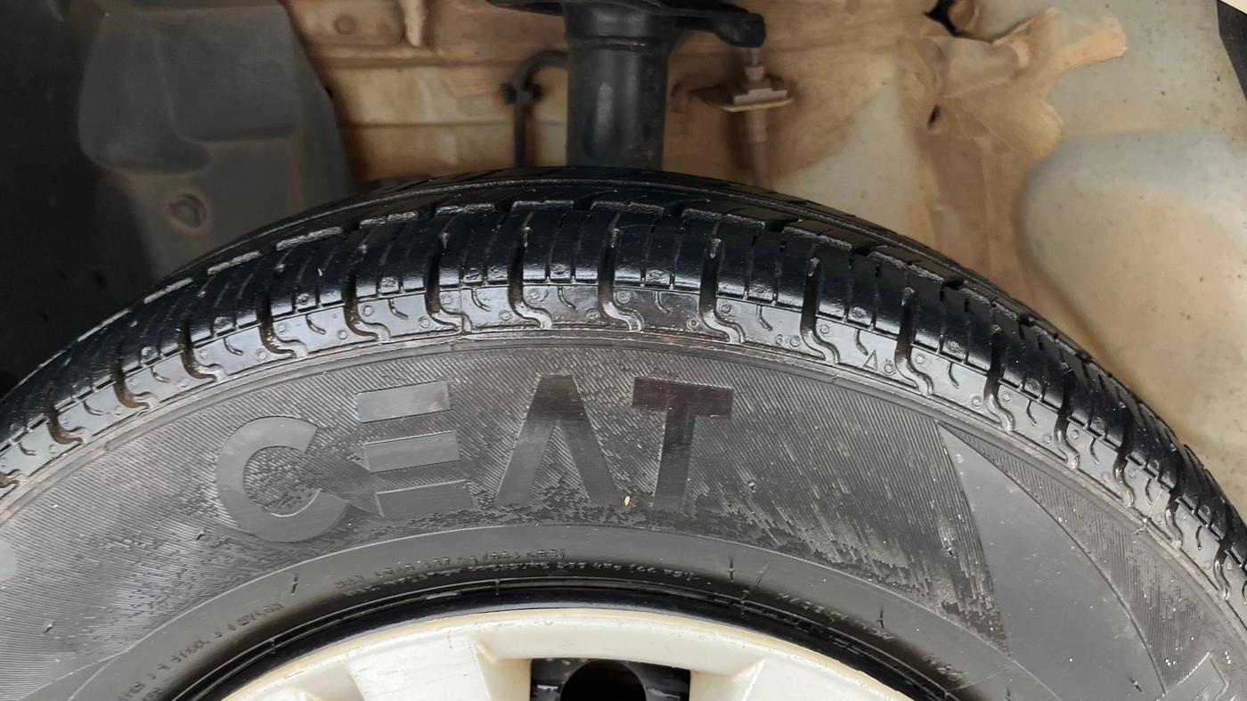 2015 Datsun Go T, Petrol, Manual, 1,48,127 km, Left Front Tyre Tread
